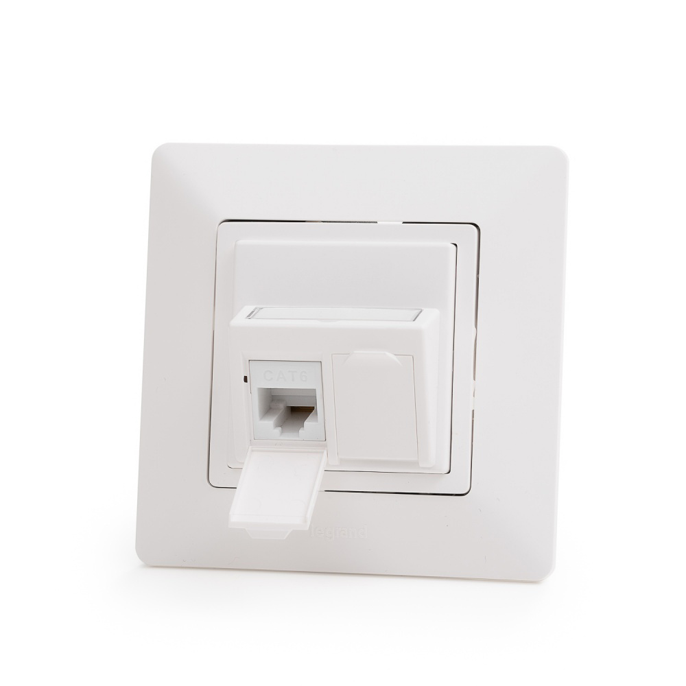 Zásuvkový modul pre Legrand® ValenaTM&nbsp;Life, Category 6, 2xRJ45/u, osadený&nbsp;