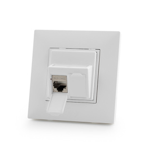 Z&aacute;suvkov&yacute; modul pre Legrand&reg; Nilo&eacute;TM STEP, Category 5E, 2xRJ45/s, osaden&yacute;