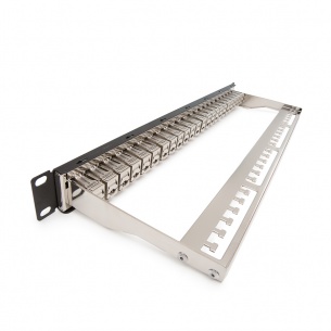Patch panel, Category 6A, 24xRJ45/s, čierny, osadený s KEJ-C6A-S-HD
